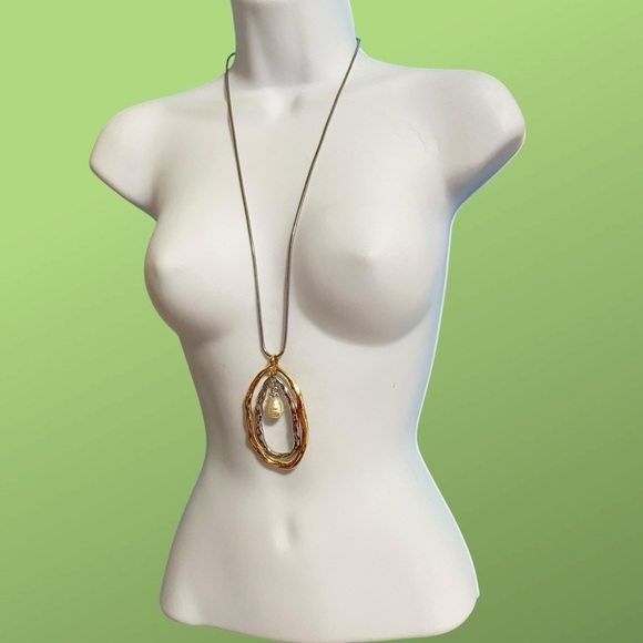 Mixed Metals Pearl Dangle On Long Serpentine Chain Necklace - Picture 2 of 8